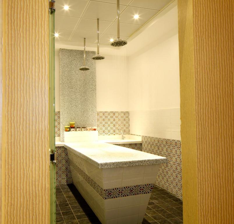 होटल Ewaa Express - Al Olaya 3*